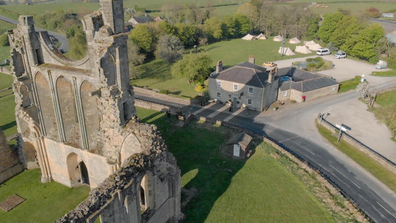 Byland Abbey 4* Coxwold